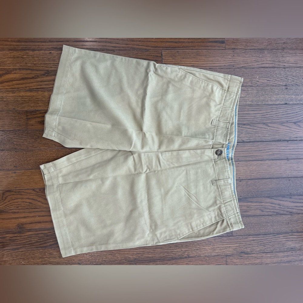 Lands end kaki shorts